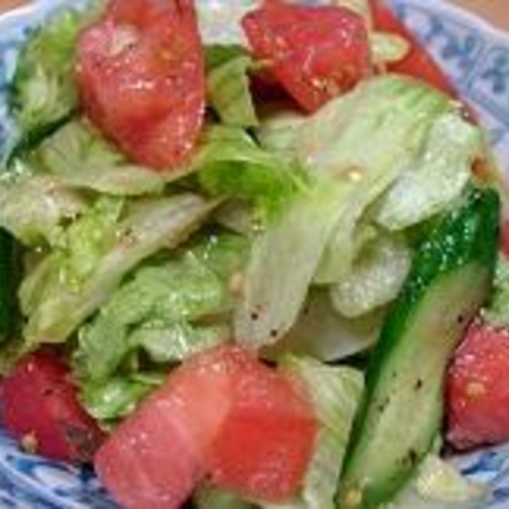 モリモリ食べられる！たっぷり野菜サラダ　【サラダ】